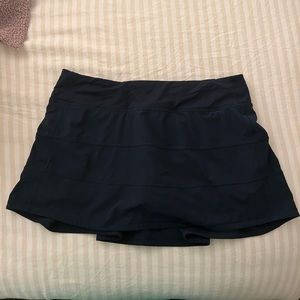 Lululemon pace rival tennis skirt